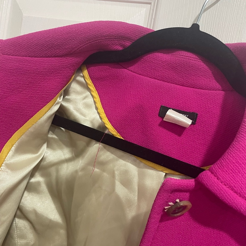 J. Crew lady coat magenta size 6 runs small lady collar 94% wool - Picture 5 of 8